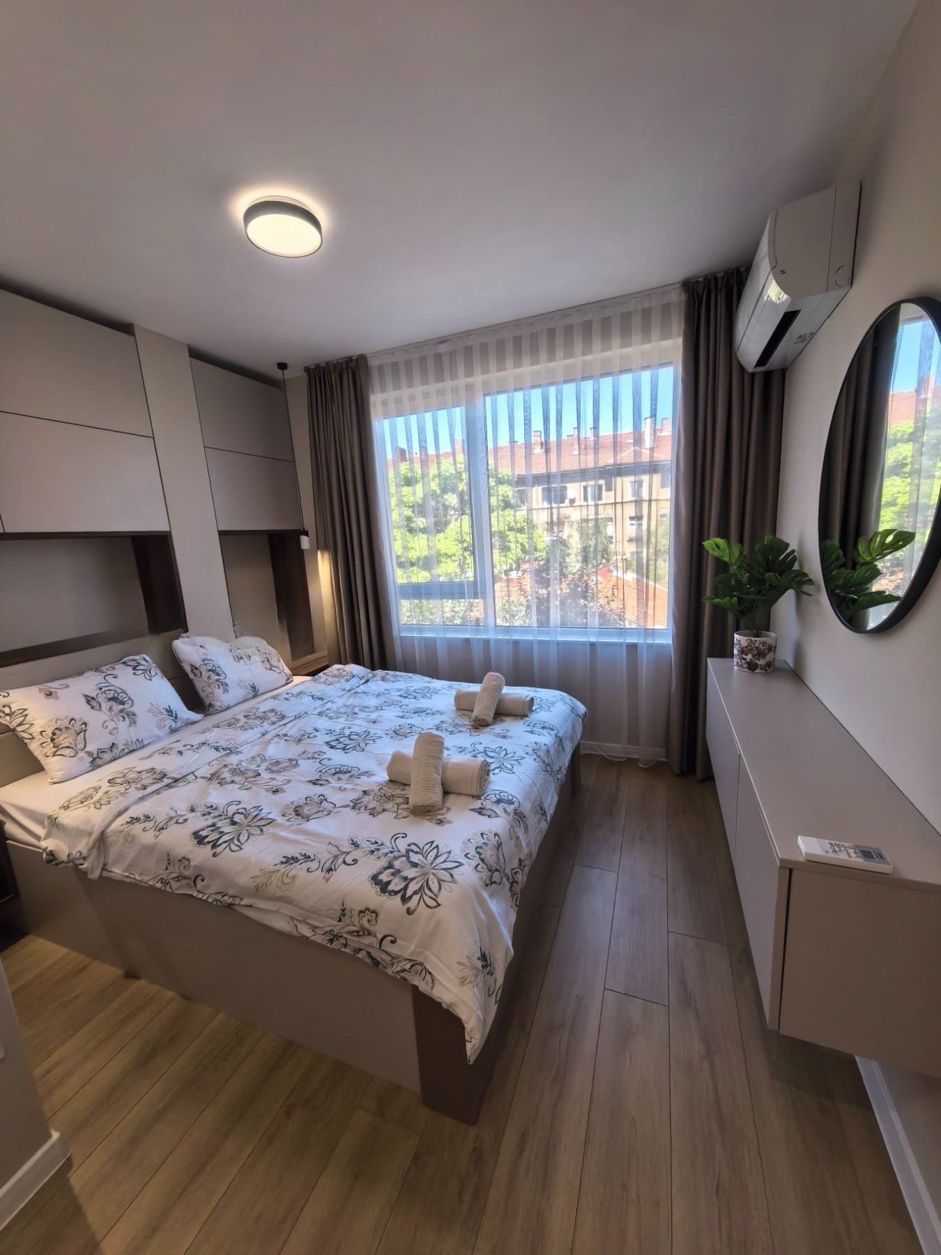Дава под наем 3-СТАЕН, гр. София, Център, снимка 8 - Апартаменти - 56099564