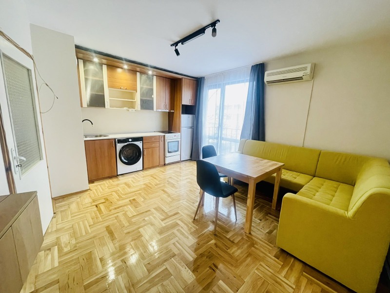 Дава под Наем 2-СТАЕН в град Шумен, Пожарната - 50 кв.м / 370 € » 723.66 лв., АДРЕС НЕДВИЖИМИ ИМОТИ - КАНТОРА ШУМЕН