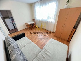 1 Schlafzimmer Zentar, Burgas 8