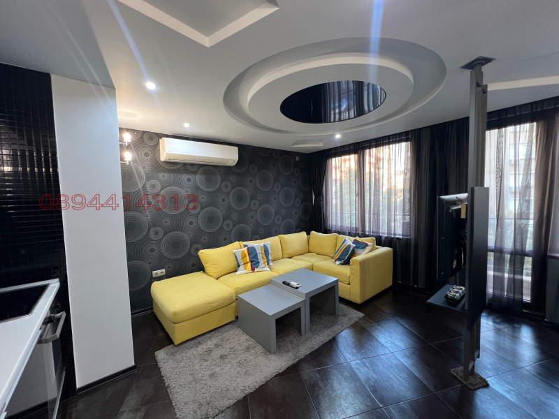 Дава под наем  3-стаен град София , Белите брези , 70 кв.м | 44391003