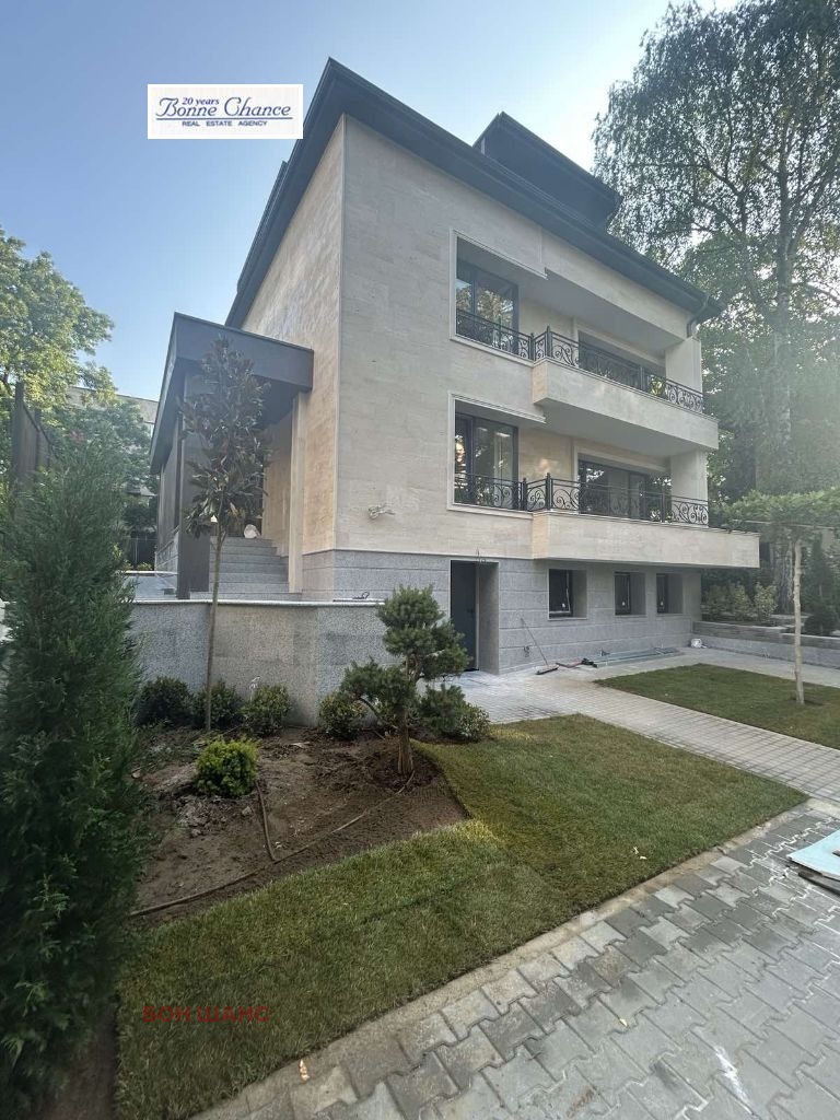Дава под наем  Къща град София , Лозенец , 400 кв.м | 75079348 - изображение [7]