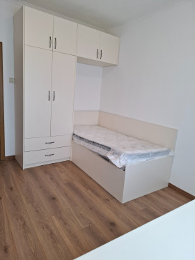 ���� ��� ���� 4-����� | Imot.bg � ����� ������ 11