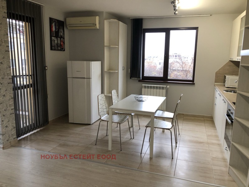 Til leie  1 soverom Sofia , Studentski grad , 65 kvm | 46910483 - bilde [2]