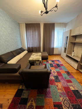 1 quarto Centar, Pernik 2