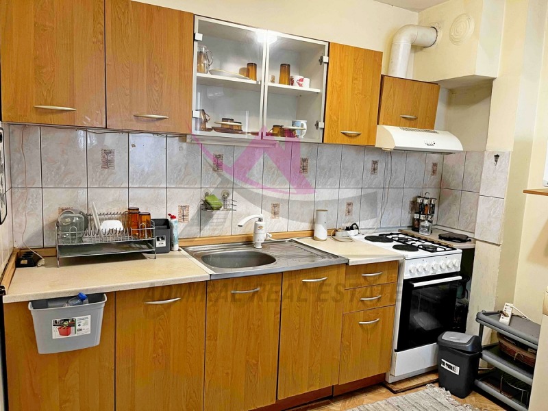 Дава под нем  2-стаен, град Варна, Завод Дружба •  375 EUR • ID 82584766 — holmes.bg - [1] 
