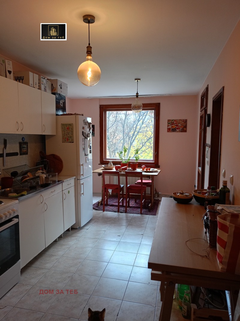 Дава под наем 3-СТАЕН, гр. София, Център, снимка 13 - Апартаменти - 52611012