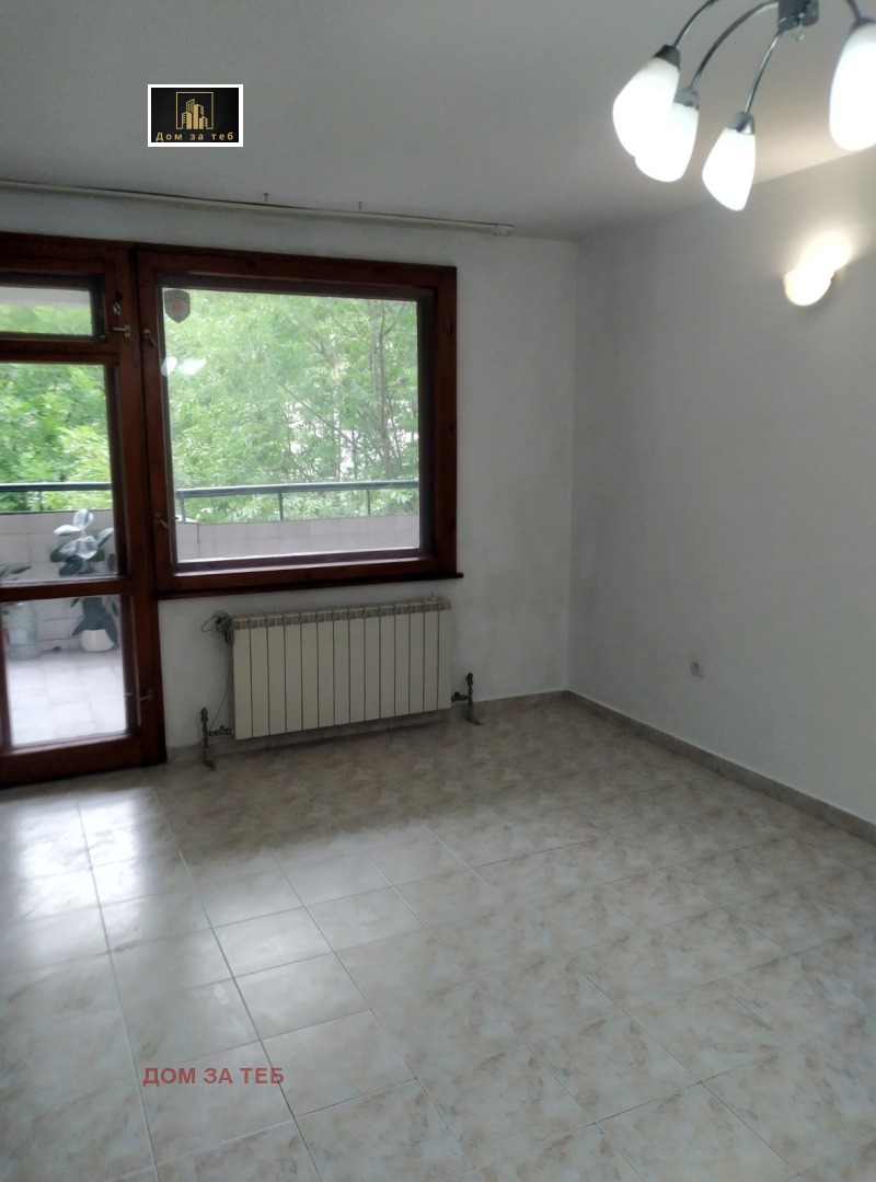 Дава под наем 3-СТАЕН, гр. София, Център