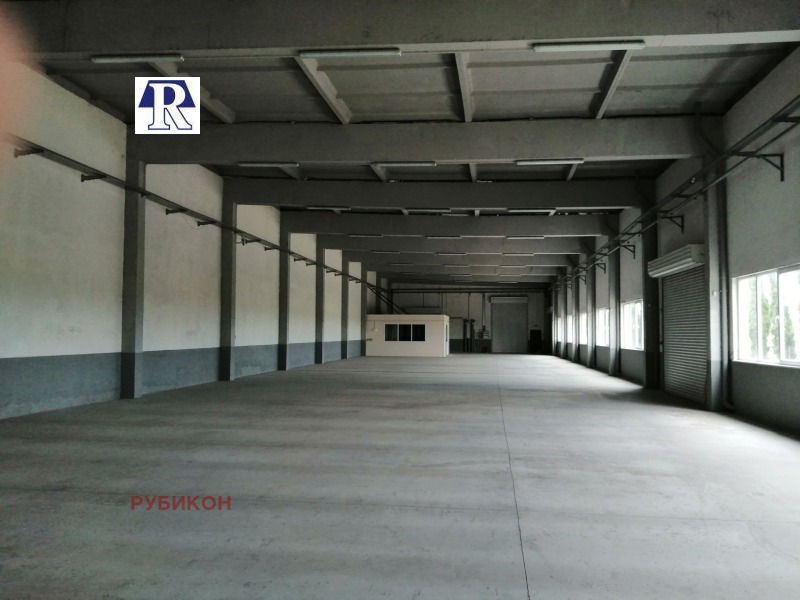 K pronájmu  Průmyslová budova Plovdiv , Industrialna zona - Iztok , 1200 m2 | 29641629