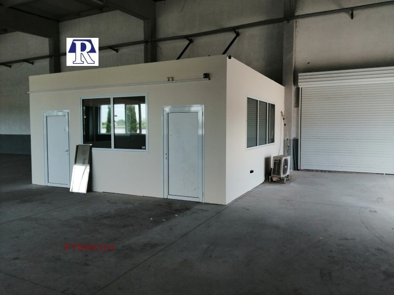 K pronájmu  Průmyslová budova Plovdiv , Industrialna zona - Iztok , 1200 m2 | 29641629 - obraz [4]