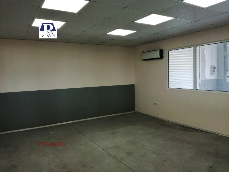 K pronájmu  Průmyslová budova Plovdiv , Industrialna zona - Iztok , 1200 m2 | 29641629 - obraz [5]