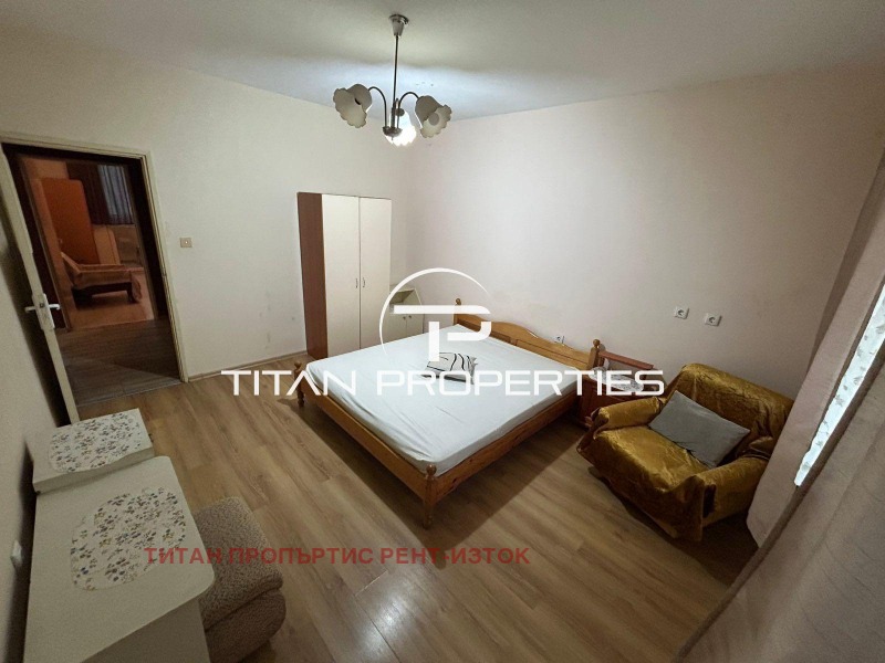 Дава под наем 3-СТАЕН, гр. Бургас, област Бургас