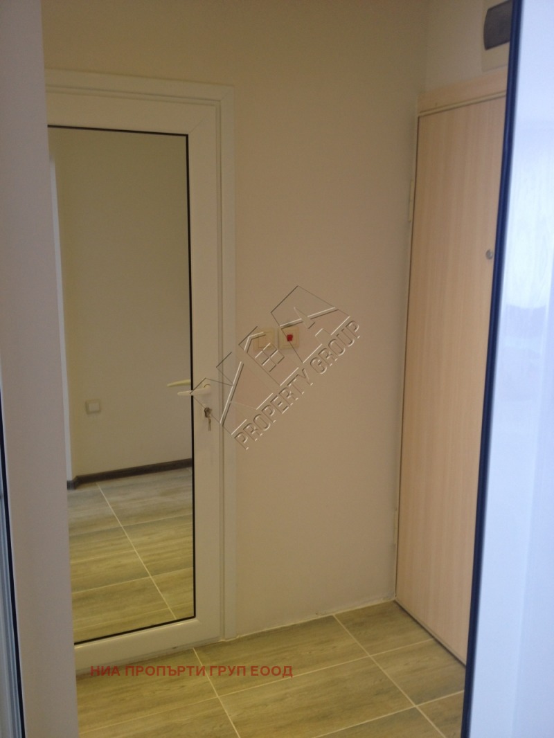 För uthyrning  1 sovrum Burgas , Izgrev , 50 kvm | 22360947 - bild [8]