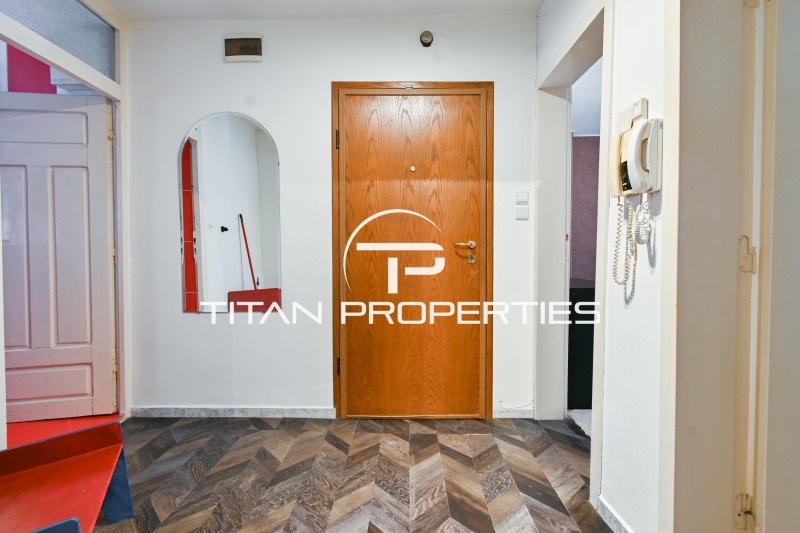 Издаје се  2 спаваће собе Софија , Центар , 62 м2 | 36141342 - слика [6]