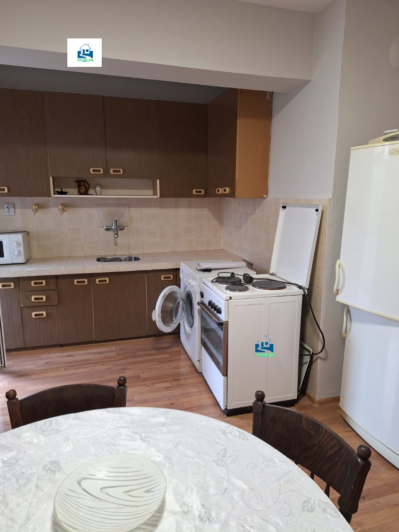 Дава под наем 3-СТАЕН, гр. Плевен, Сторгозия, снимка 4 - Апартаменти - 52616554