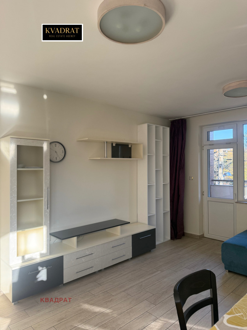 Дава под наем 4-СТАЕН, гр. София, Бояна, снимка 2 - Апартаменти - 52438806