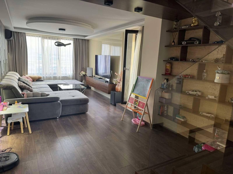 K pronájmu  3 ložnice Sofia , Krasna poljana 3 , 220 m2 | 40474558 - obraz [3]