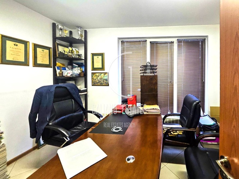 Te huur  Kantoor Sofia , Tsentar , 420 m² | 94348084 - afbeelding [8]