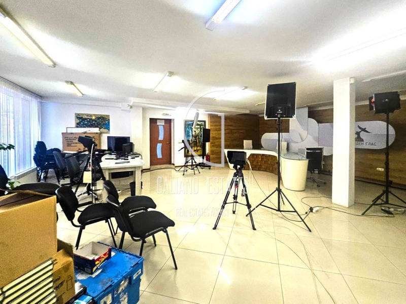 Te huur  Kantoor Sofia , Tsentar , 420 m² | 94348084 - afbeelding [4]