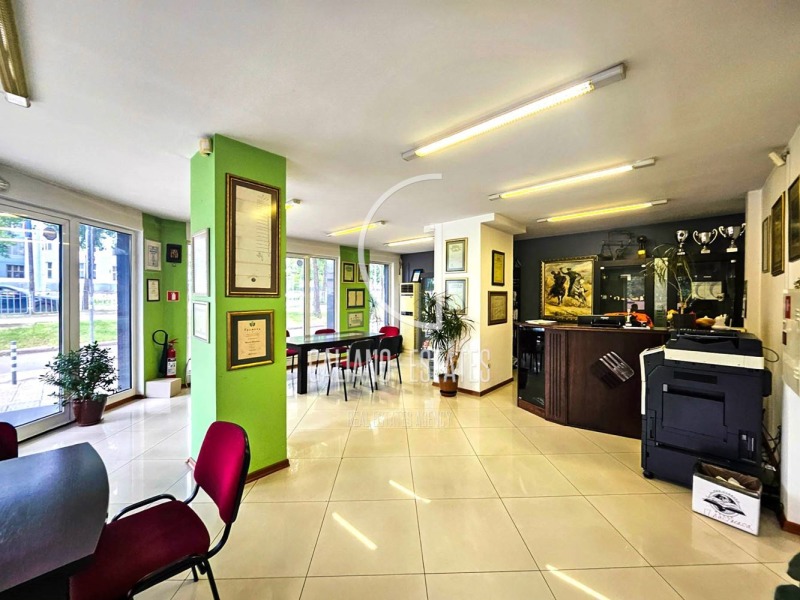 Te huur  Kantoor Sofia , Tsentar , 420 m² | 94348084