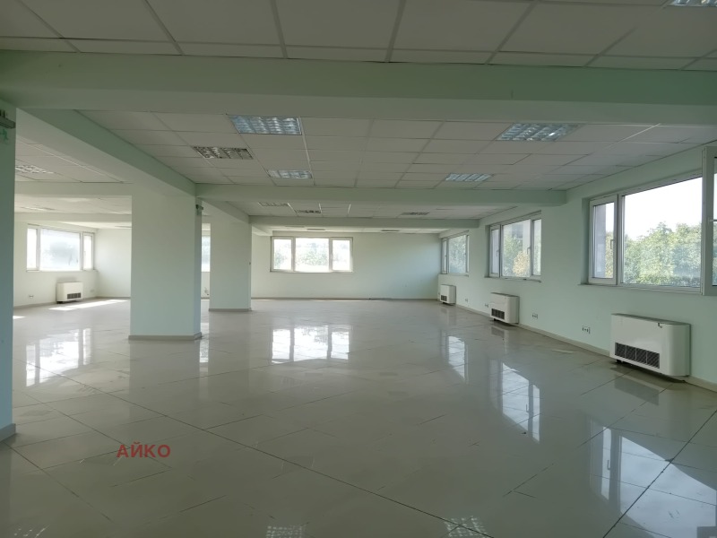 Te huur  Industrie gebouw Sofia , Vrazjdebna , 370 m² | 87155385 - afbeelding [2]