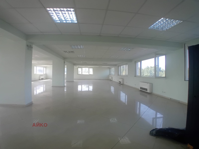 Te huur  Industrie gebouw Sofia , Vrazjdebna , 370 m² | 87155385 - afbeelding [3]