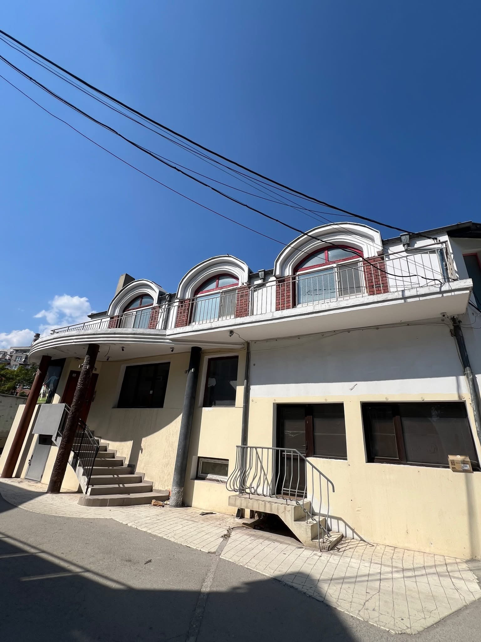 Дава под наем МАГАЗИН, гр. Варна, Възраждане 1