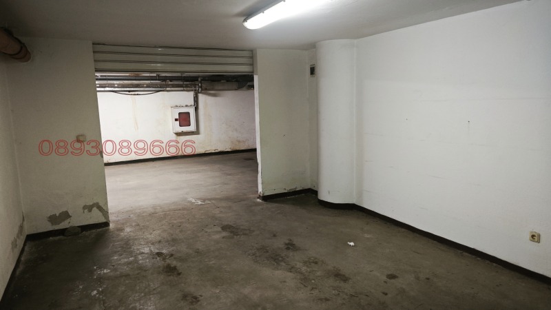 Дава под наем ГАРАЖ, ПАРКОМЯСТО, гр. София, Изток