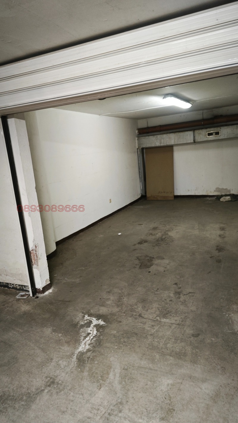 Дава под наем ГАРАЖ, ПАРКОМЯСТО, гр. София, Изток, снимка 11 - Гаражи и паркоместа - 52779948