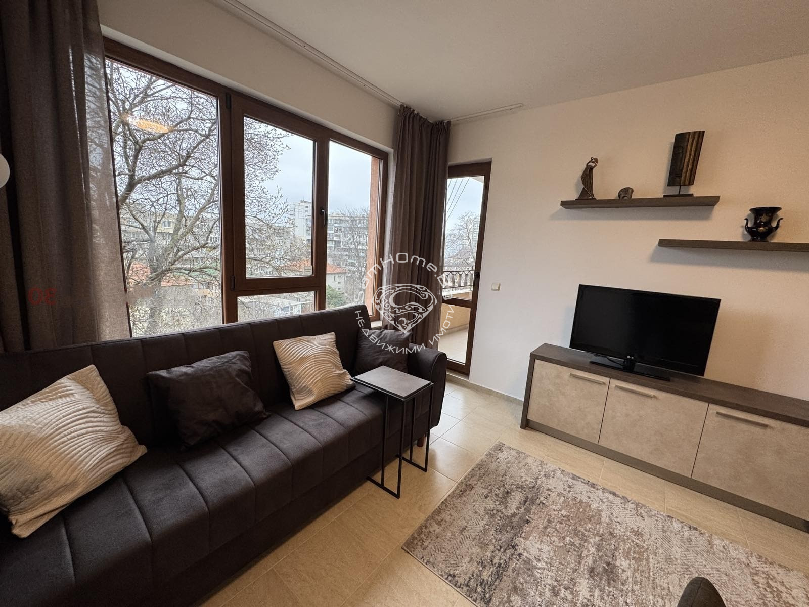 Дава под наем 2-СТАЕН, гр. Варна, Левски 1