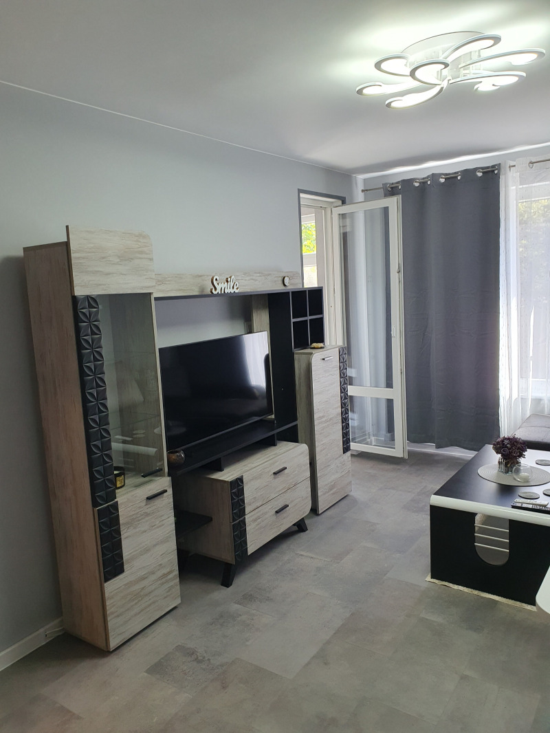 Do wynajęcia  1 sypialnia Stara Zagora , Centar , 60 mkw | 71650131 - obraz [6]