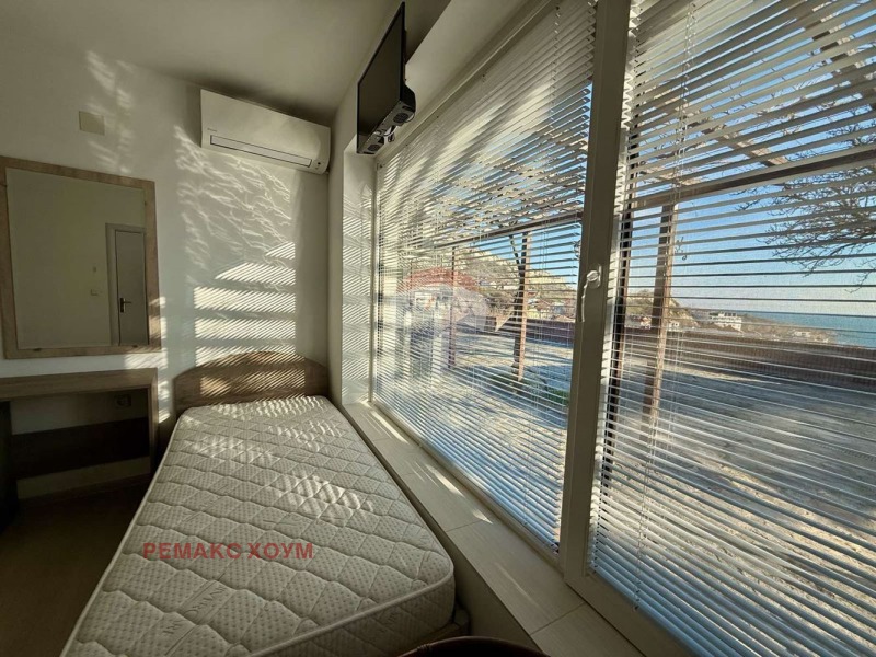 Дава под наем КЪЩА, гр. Балчик, област Добрич, снимка 11 - Къщи - 53155900