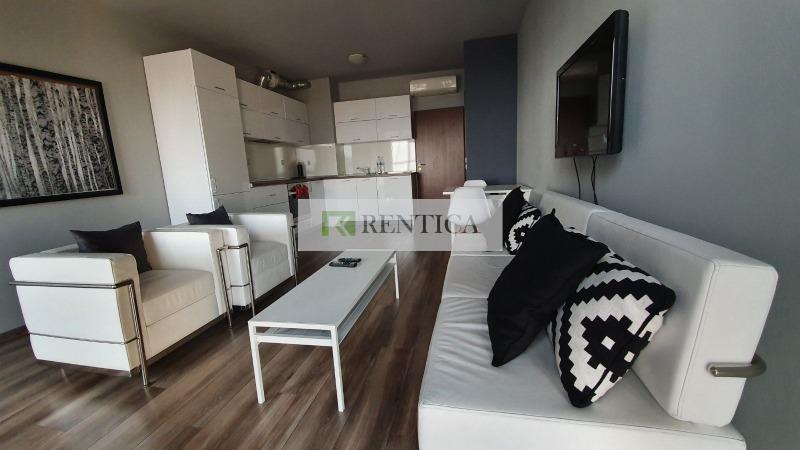 Para alugar  1 quarto Varna , Tchataldja , 92 m² | 33888411