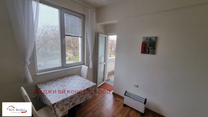 Дава под наем 2-СТАЕН, гр. София, Център, снимка 3 - Апартаменти - 53454546