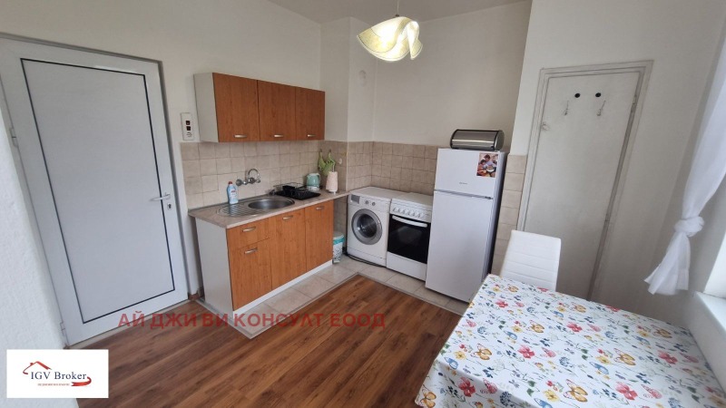 Дава под наем 2-СТАЕН, гр. София, Център