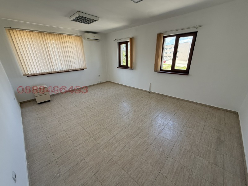 Дава под Наем ОФИС в град София, НПЗ Хаджи Димитър - 200 кв.м / 599 € » 1 171.54 лв.
