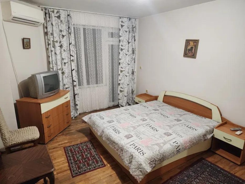 Дава под наем 2-СТАЕН, гр. Варна, Спортна зала, снимка 2 - Апартаменти - 52874301