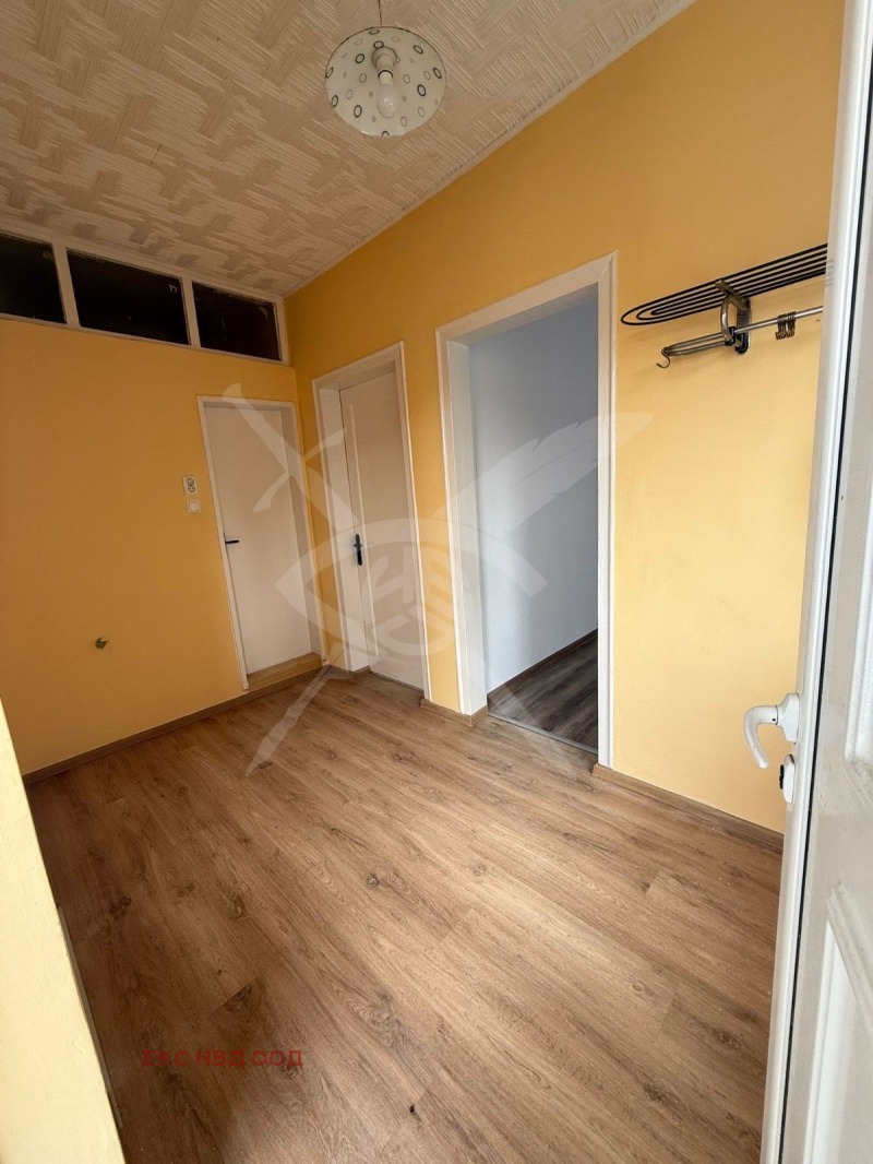 Дава под наем КЪЩА, гр. Асеновград, област Пловдив, снимка 4 - Къщи - 52708923