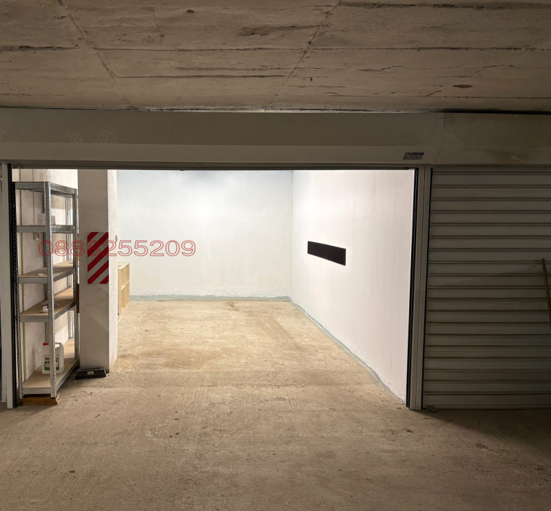 Дава под наем ГАРАЖ, ПАРКОМЯСТО, гр. София, Изток