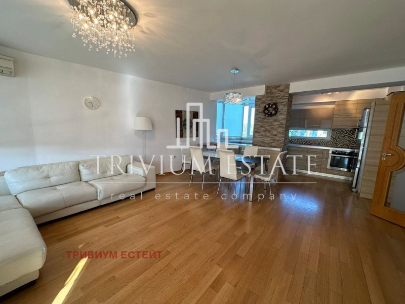 En renta  3 dormitorios Plovdiv , Mladezhki Jalm , 135 metros cuadrados | 85849859