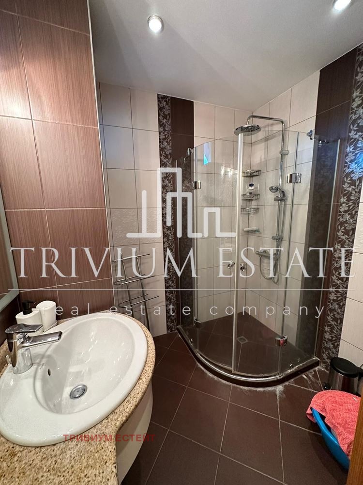 En renta  3 dormitorios Plovdiv , Mladezhki Jalm , 135 metros cuadrados | 85849859 - imagen [11]