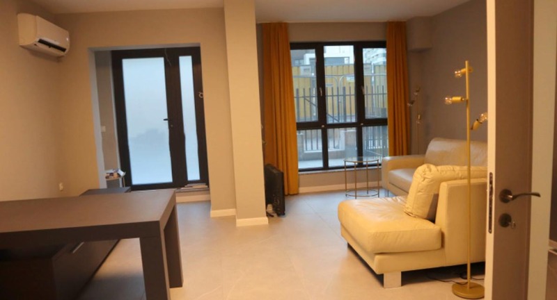 Издаје се  2 спаваће собе Софија , Крастова вада , 113 м2 | 10977977 - слика [2]