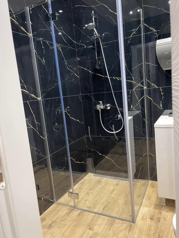 Издаје се  2 спаваће собе Софија , Крастова вада , 113 м2 | 10977977 - слика [9]