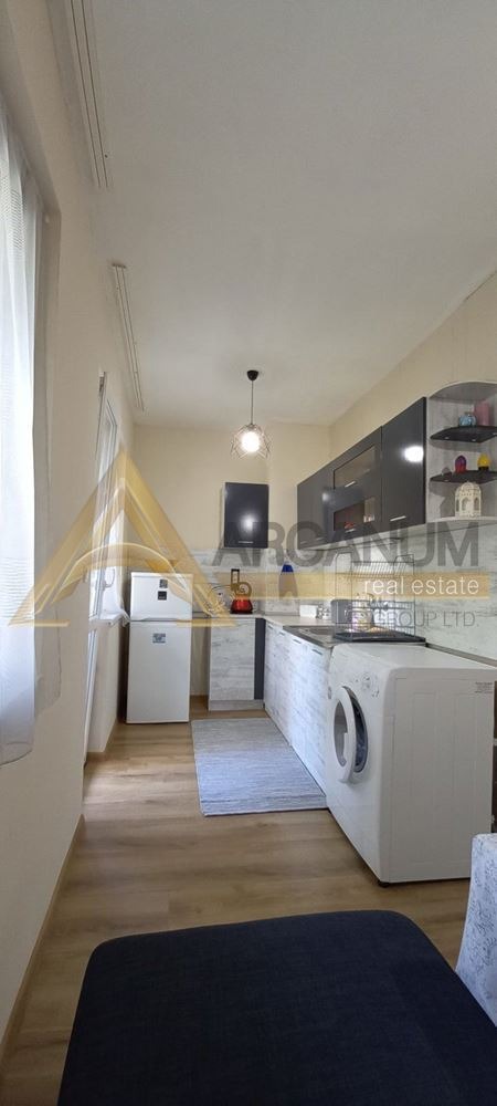 Дава под наем 3-СТАЕН, гр. Варна, Център