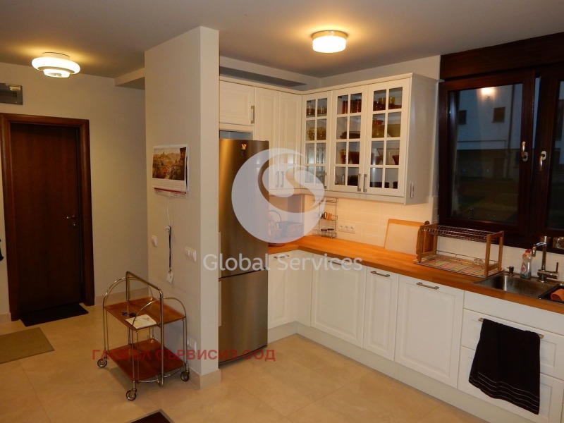 Дава под наем КЪЩА, гр. София, м-т Детски град