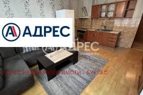 1 спаваћа соба Славејков, Бургас