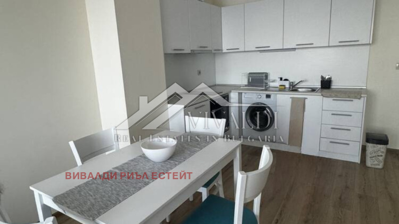 K pronájmu  1 ložnice Varna , Asparuchovo , 70 m2 | 44960871