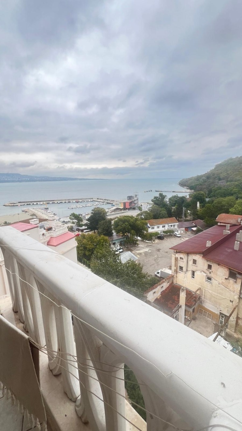 K pronájmu  1 ložnice Varna , Asparuchovo , 70 m2 | 41014355 - obraz [8]