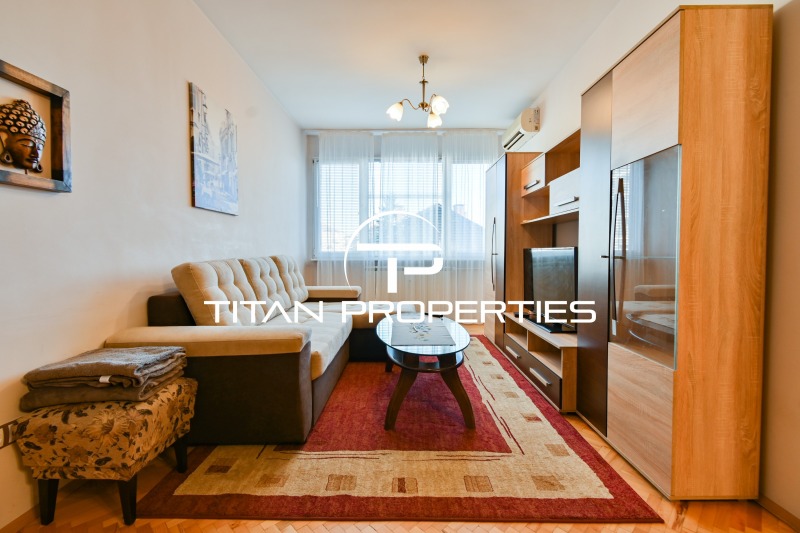 Дава под нем  4-стаен, град София, Банишора •  700 EUR • ID 36580673 — holmes.bg - [1] 