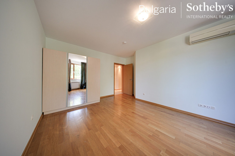 Te huur  3 slaapkamers Sofia , Lozenets , 176 m² | 60943865 - afbeelding [11]