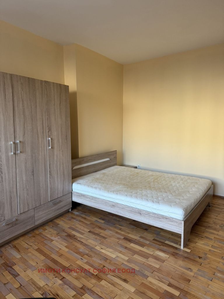 Дава под наем 3-СТАЕН, гр. София, Център, снимка 10 - Апартаменти - 53750198